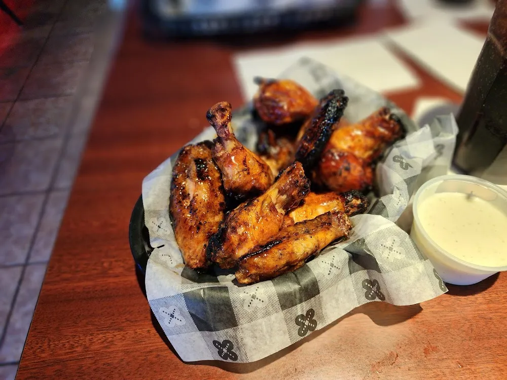 Stingin' Honey Garlic Wings - Grill Buffed